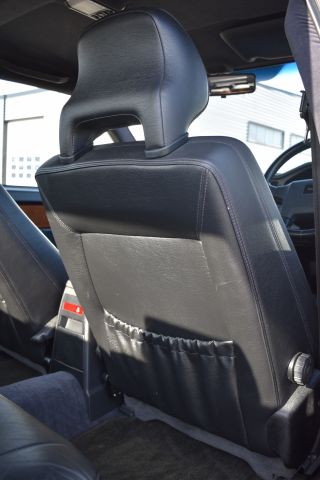 710825-40 Volvo 964 3.0, Right-hand drive -92 (WMR107)