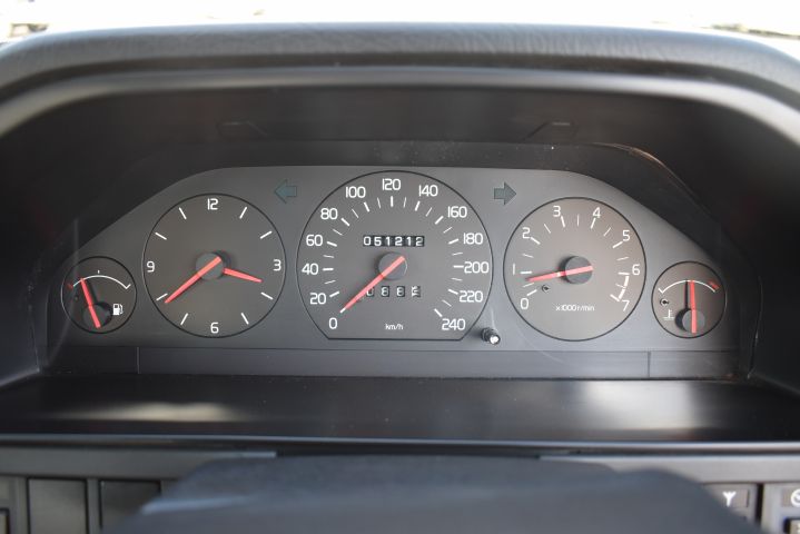 710825-20 Volvo 964 3.0, Right-hand drive -92 (WMR107)