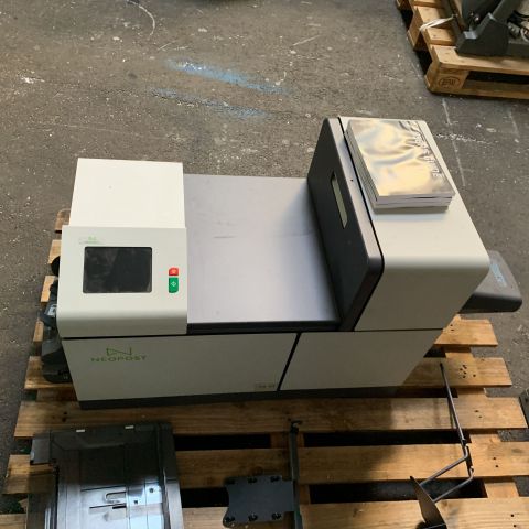 676464-2 Envelope machine Neopost DS-63