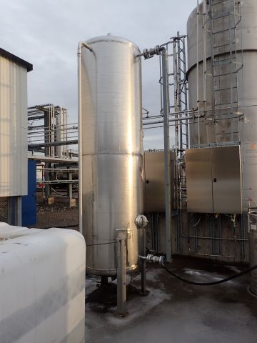 527719-2 Stainless steel tank 1000 l.