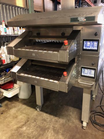 711112-2 Demougn Sveba Dahlen tunnel pizza oven. Extremely little used