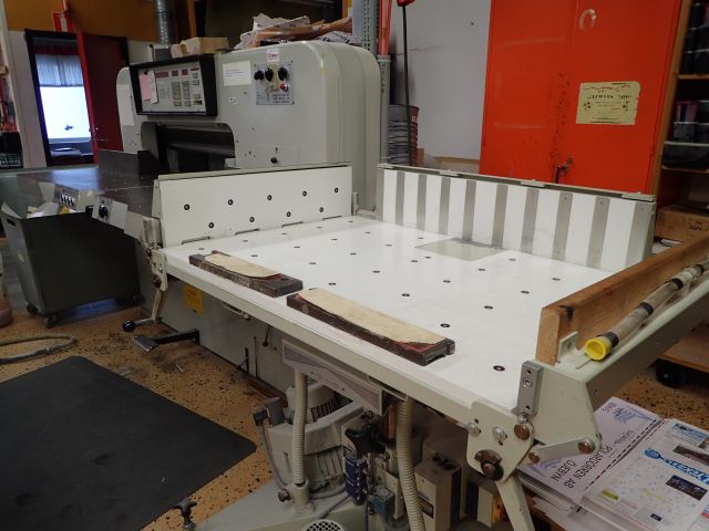 688928-14 Cutting machine Como 92 MC-C