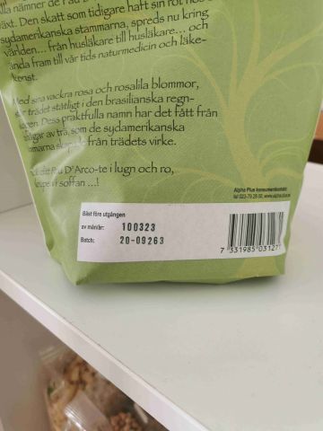 691105-20 Lots of miscellaneous from health food store - Tea, soybeans, spelled flour etc.