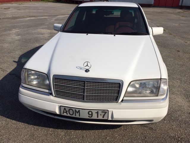710961-2 Mercedes-Benz C 180 -1995