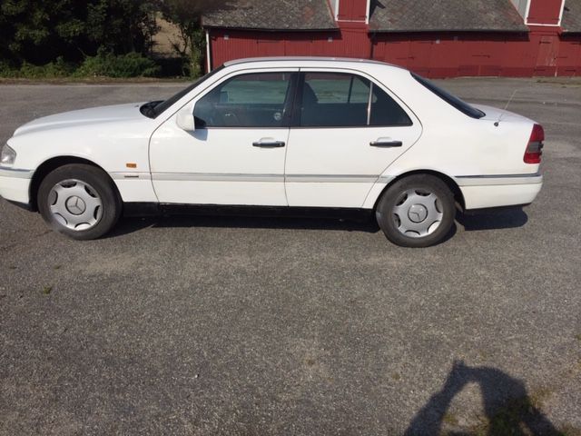 710961-3 Mercedes-Benz C 180 -1995