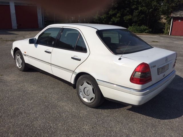 710961-4 Mercedes-Benz C 180 -1995