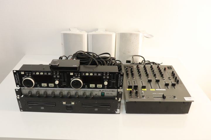 669700-1 Sound system Denon DN-D4000 mixer MX-1400