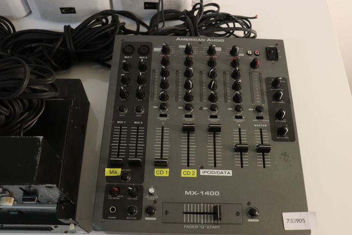 669700-4 Sound system Denon DN-D4000 mixer MX-1400