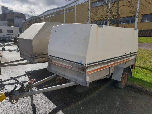 713459-1 Täckt släpvagn - GISEBO 750 (ONP490)