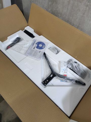 713550-4 Computer screen Samsung 34 "S34J552