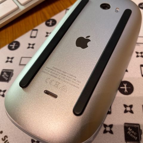 661747-4 Apple iMac Retina 5K 27 "Desktop (Late 2015) (3.2GHz / 16GB / 250GB)