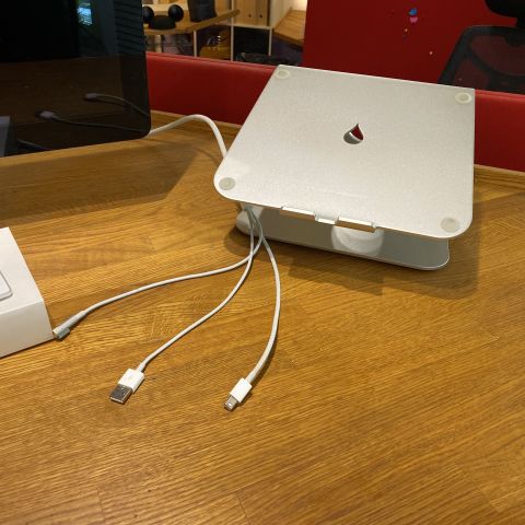 661749-9 Monitor Apple LED Cinema Display 27 "and other computer accessories