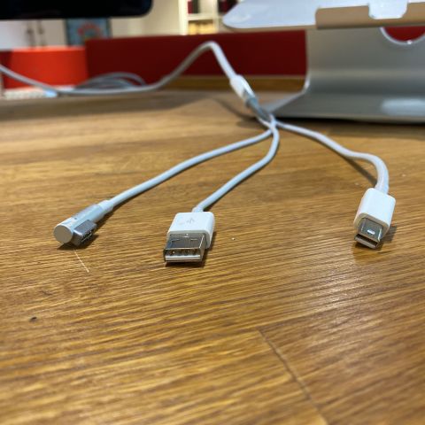 661749-10 Monitor Apple LED Cinema Display 27 "and other computer accessories