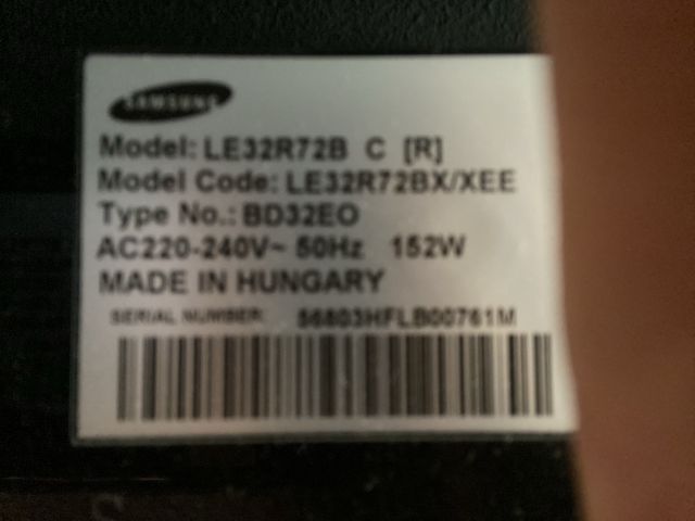 661764-4 LCD-TV Samsung 32"  LE32R72B