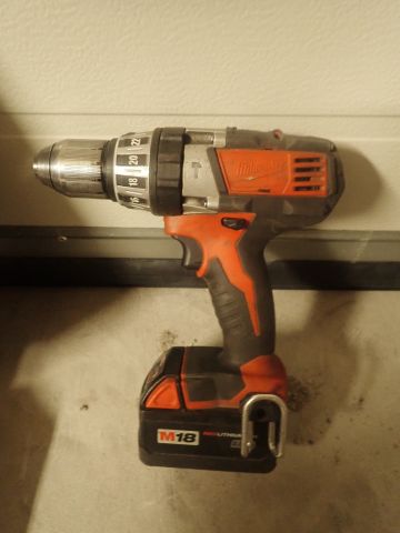 618743-3 Screwdriver MILWAUKEE C18PD