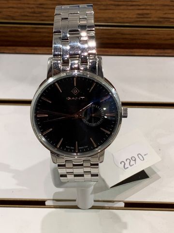 711167-1 Gant Park Hill 38