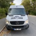 704443-8 Mercedes-Benz Sprinter Van 513 CDI - GNF831 -With Rear Lift