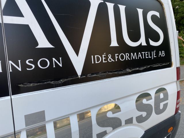 704443-27 Mercedes-Benz Sprinter Van 513 CDI - GNF831 -With Rear Lift