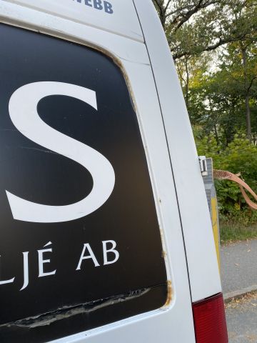 704443-29 Mercedes-Benz Sprinter Van 513 CDI - GNF831 -With Rear Lift