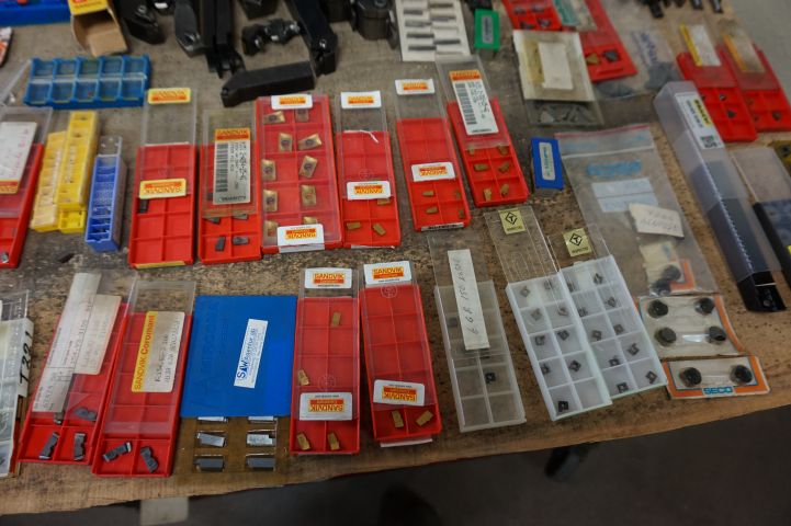 709537-9 Indexable inserts & steel holes etc. Seco, Sandvik etc.