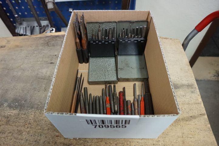 709565-1 Låda med drivdorn, körnare & ritsspetsar