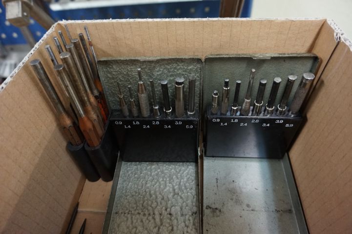 709565-3 Låda med drivdorn, körnare & ritsspetsar