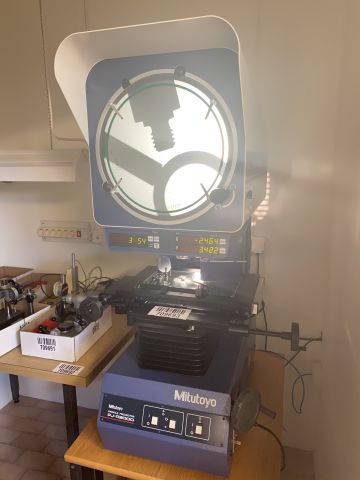 709693-2 Profile projector Mitutoyo PJ-A3000