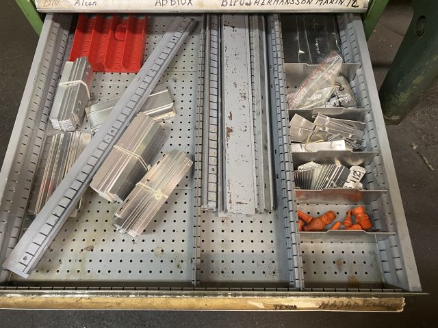 709723-10 Workshop cabinet LISTA with reamers, drill