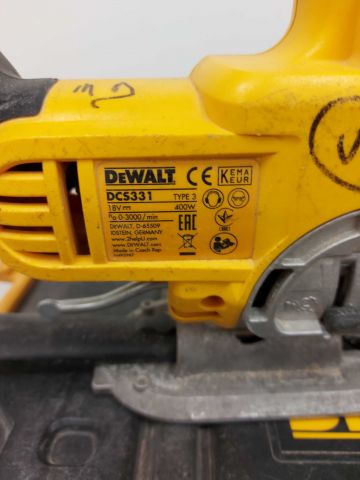 703723-9 Jigsaw, Circular Saw & Lamp DeWalt DCS331 / DCS391 / DCL050