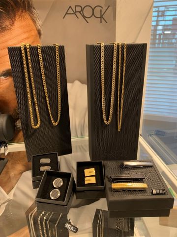 711419-8 ARock and Fossil store stock jewelry