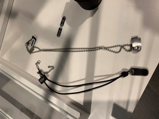 711419-12 ARock and Fossil store stock jewelry