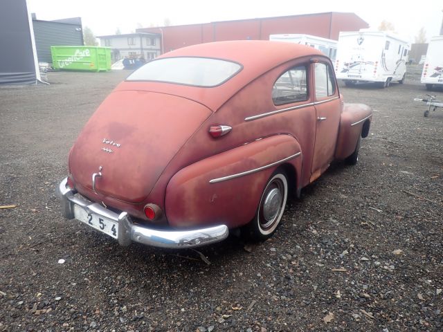618401-4 Volvo PV 444 -1954