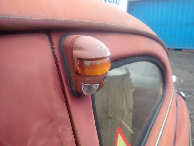618401-32 Volvo PV 444 -1954