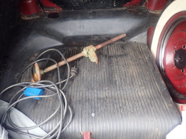 618401-47 Volvo PV 444 -1954