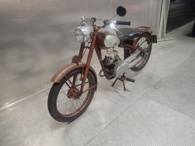 618415-2 Veteran Motorcycle MONARK-JB M / 77 -1952 Reg: KGS388