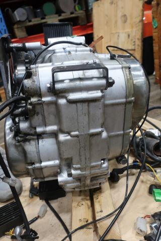 691332-9 Motorcycle engine Suzuki 652cm³