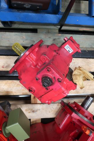 691336-2 VOAC hydraulic pump - 140CC