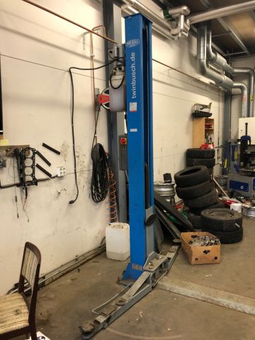 714828-2 Twin pillar lift Twin Busch 4200kg - 2015