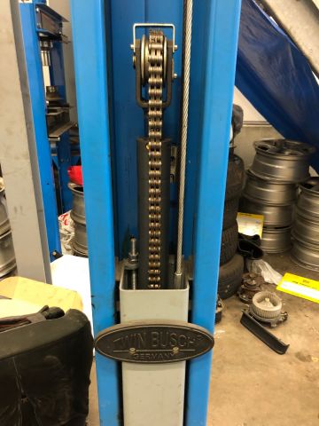 714828-8 Twin pillar lift Twin Busch 4200kg - 2015