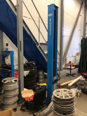 714828-9 Twin pillar lift Twin Busch 4200kg - 2015