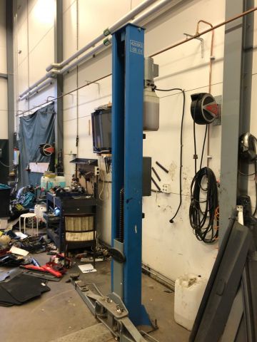 714828-10 Twin pillar lift Twin Busch 4200kg - 2015