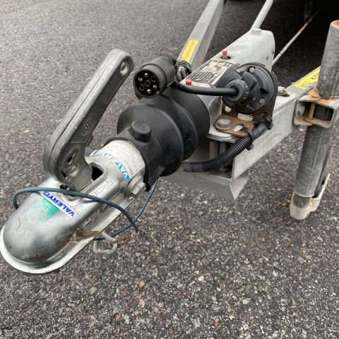 704450-10 Trailer - Thule CEL, OUW153