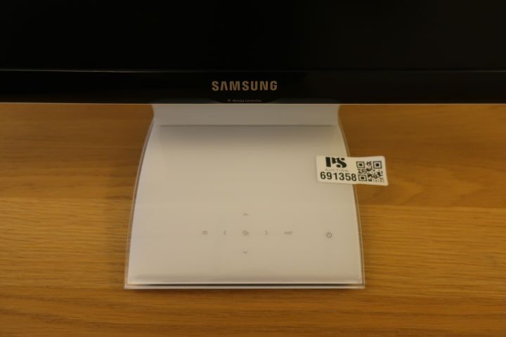 691358-2 Computer monitor, Samsung SyncMaster C27B750, 27 "