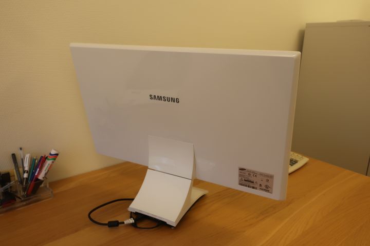 691358-5 Computer monitor, Samsung SyncMaster C27B750, 27 "