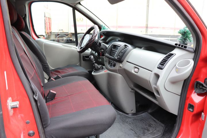 714869-8 Nissan Primastar 2.0 dCi Manuell, 114hk, -10 (PTB018)