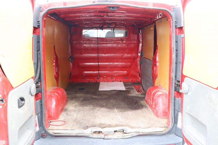 714869-10 Nissan Primastar 2.0 dCi Manuell, 114hk, -10 (PTB018)