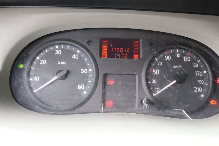 714869-14 Nissan Primastar 2.0 dCi Manuell, 114hk, -10 (PTB018)