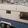 714909-5 Polar 550 GLE Caravan -89