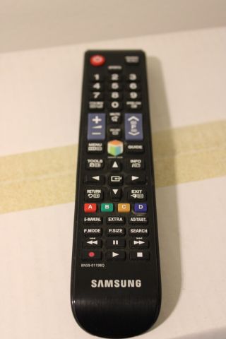 660956-9 Rest room - 2x TV / Monitors Samsung / LG, Massage table and bed 90 cm