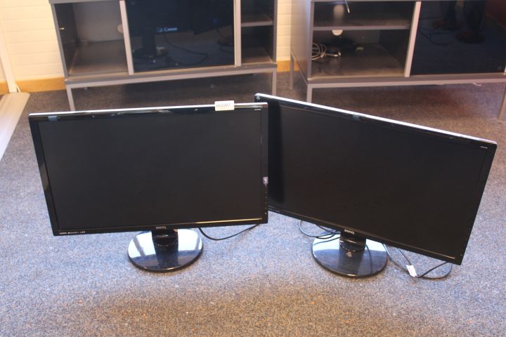 661007-1 2x Monitors - BenQ